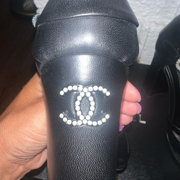 BRAND NEW IN BOX! Chanel peep-toe block-heeled pump sandal. Size: Euro 39/US 9. - Picture 2 of 9